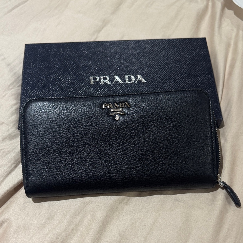 New Prada Black Textured Leather Zip Wallet